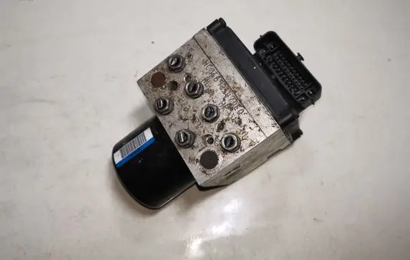 Volkswagen PASSAT B6 ABS Pump 3C0614109AF