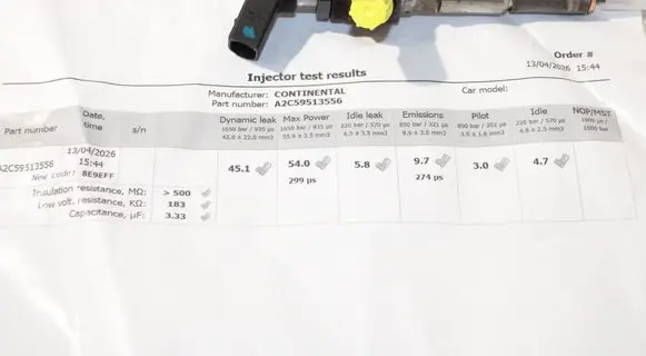 Volvo V40 Fuel injector AV6Q9F593AD