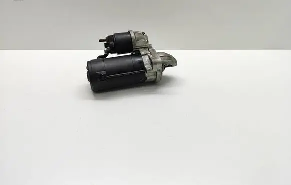 BMW 5 E60 E61 Starter motor 7788680 12417788680