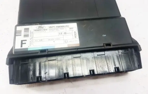 Ford Focus Comfort/convenience module 1S7T15K600FC 1S7T-15K600-FC