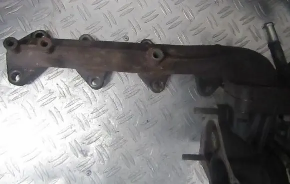 Exhaust manifold