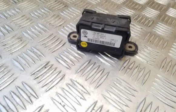 Volkswagen Golf V ESP acceleration yaw rate sensor 1K0907655C 10170103223