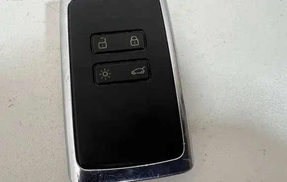 Renault Talisman Ignition key/card 