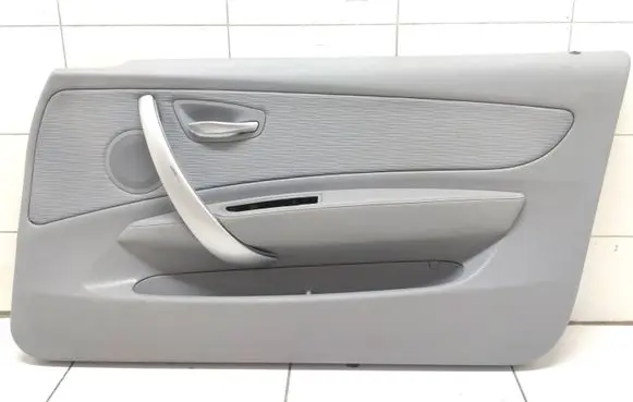 BMW 1 E81 E87 Front door card panel trim 000401220X000 712265403 697986103