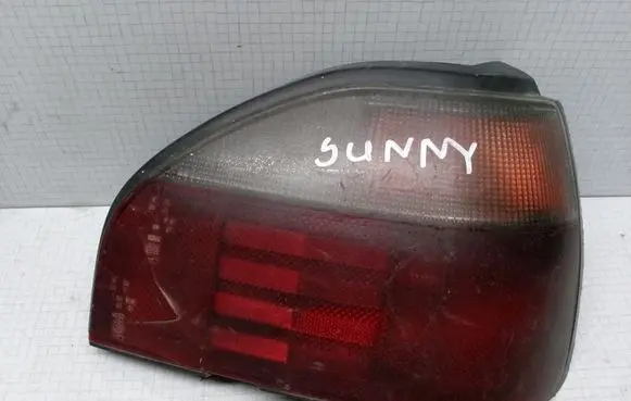Nissan Sunny Rear/tail lights