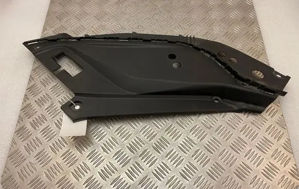 Radiator trim