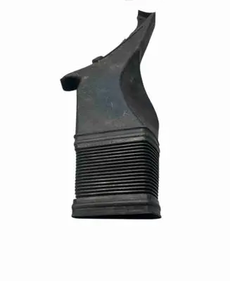Volkswagen PASSAT B5.5 Air intake hose/pipe 3B0129617G