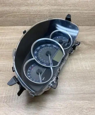 Toyota Auris E180 Speedometer (instrument cluster) 838000DQ40 MB1575508275
