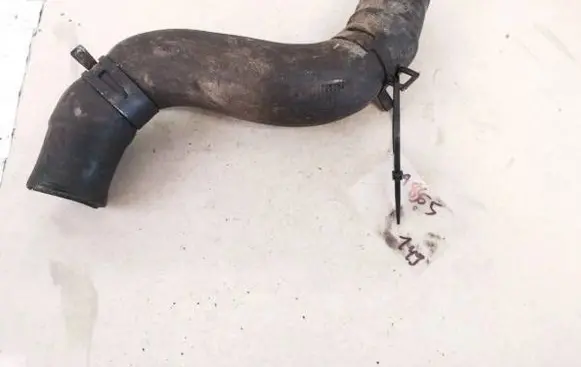 Toyota Avensis T250 Engine coolant pipe/hose
