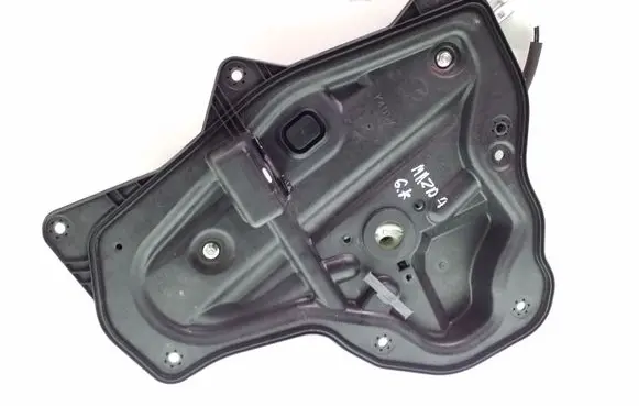 Mazda 3 II Rear window lifting mechanism without motor BHN97397X