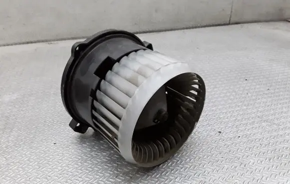Mitsubishi Colt Heater fan/blower MF0160700701
