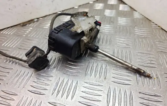 Mercedes-Benz CL C140 Headlight wiper motor 1408208342 0390206203