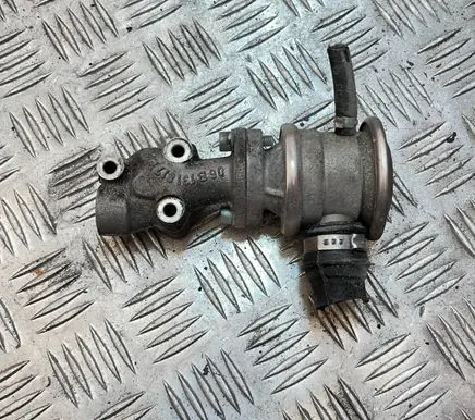 Audi A4 S4 B6 8E 8H EGR valve 06B131817