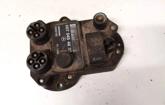 Mercedes-Benz 190 W201 Ignition amplifier control unit 0075454832 5WK6172