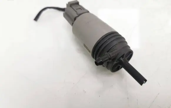BMW 1 E81 E87 Windscreen/windshield washer pump 6934159 67126934159 23557610