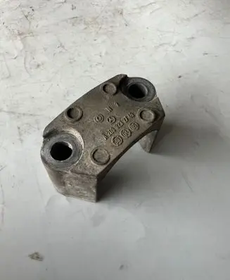 Mercedes-Benz C W203 Sway bar bush bracket, front A2033232740