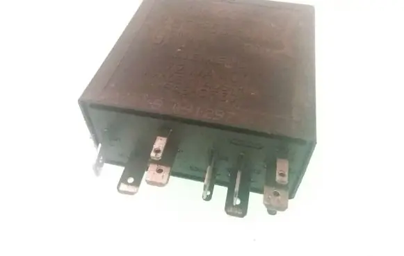 Audi A4 S4 B5 8D Other relay