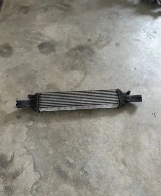 Audi A4 S4 B8 8K Intercooler radiator 8K0145805G 13122004