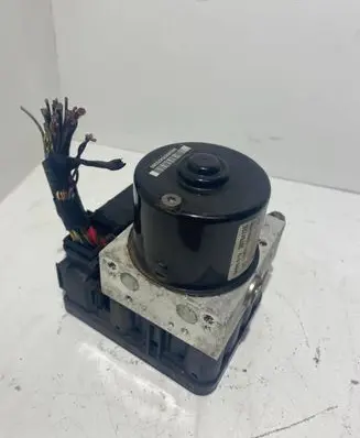 Volvo C30 ABS Pump 30794730AA 30794728 000001251F1