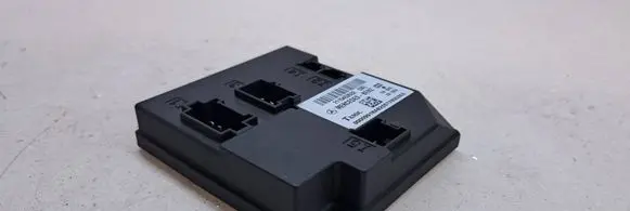 Mercedes-Benz CLS C219 Comfort/convenience module 2115453532 00009918A