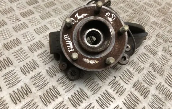 Ford Puma Front wheel hub