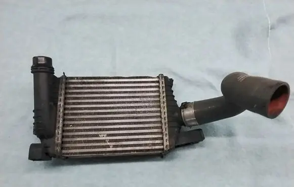 Renault Captur Intercooler radiator 144961381R