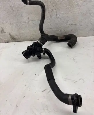 BMW 2 F22 F23 Engine coolant pipe/hose 7594319