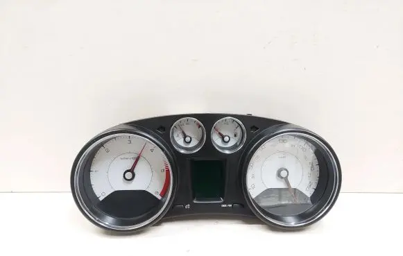 Peugeot 308 Speedometer (instrument cluster) 503001556202 TYA16LM8J 9664376980