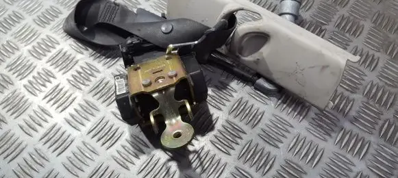 Renault Laguna II Front seatbelt 074857 074857D