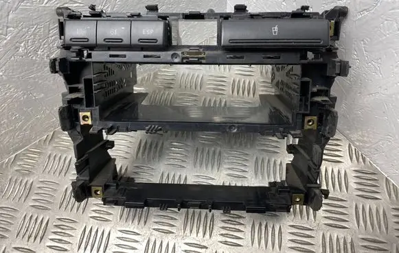 Audi A4 S4 B5 8D Radio/GPS head unit trim 8D0858005T 4B0862534