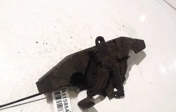 Toyota Avensis T250 Engine bonnet/hood lock/catch