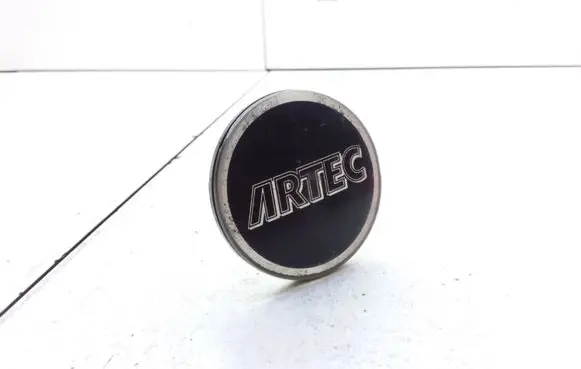 Volkswagen Golf IV Non-original wheel cap 