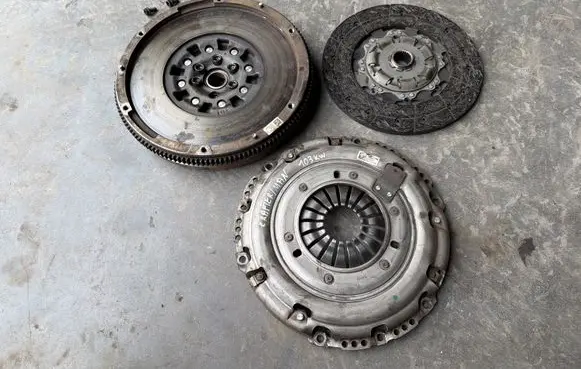 Volkswagen Crafter Clutch set kit 04L141025J