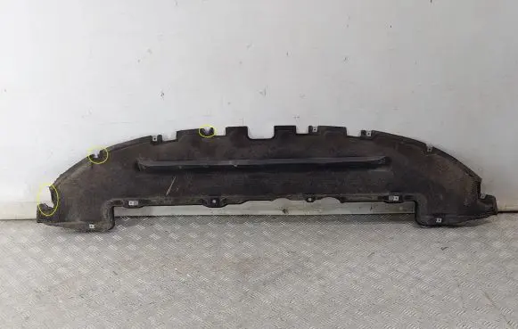 Front bumper skid plate/under tray