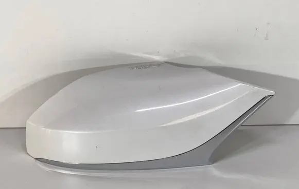 Lexus UX Front door electric wing mirror E13049704