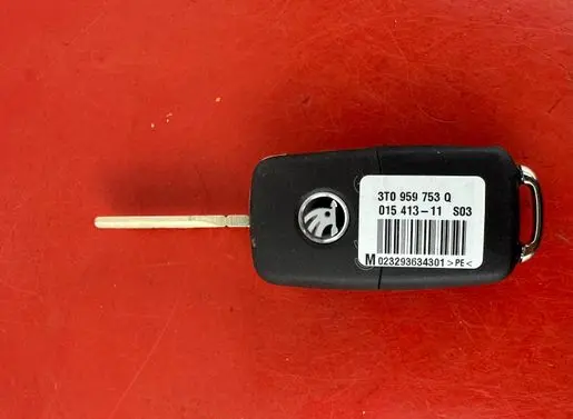 Skoda Fabia Mk3 (NJ) Ignition key/card 3T0837202Q