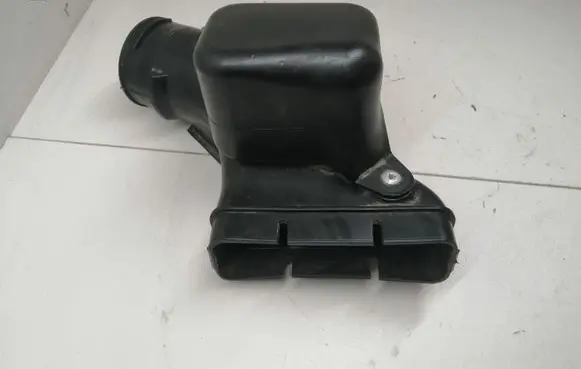 Mitsubishi Outlander Air intake duct part GF71900230