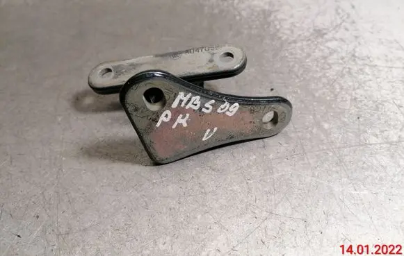 Mercedes-Benz S W221 Front door upper hinge