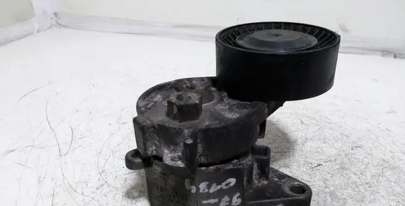 BMW 7 E38 Alternator belt tensioner 2909161