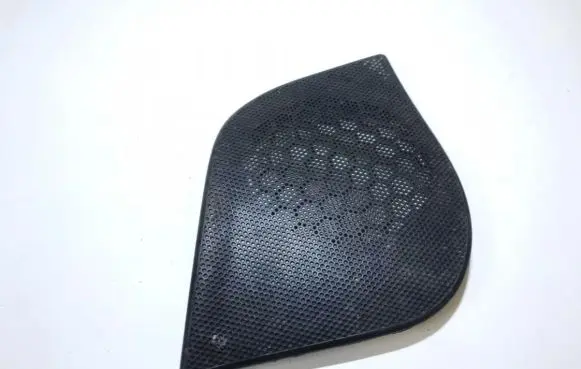 Side speaker trim/cover