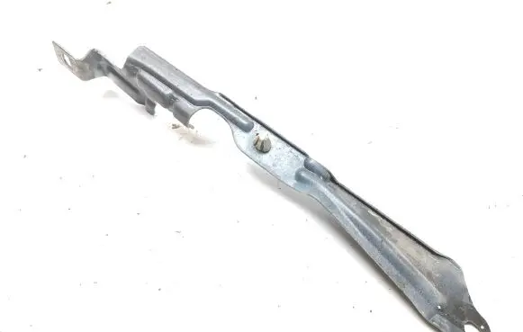 Renault Talisman Fender mounting bracket 631498672R
