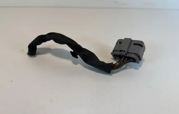 Mercedes-Benz E W212 Headlight/headlamp wiring loom/harness A0525455626