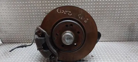 Mercedes-Benz C W203 Front wheel hub spindle knuckle 20901