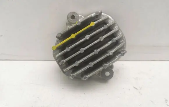 Volvo XC90 LED ballast control module MDE916693 82212010