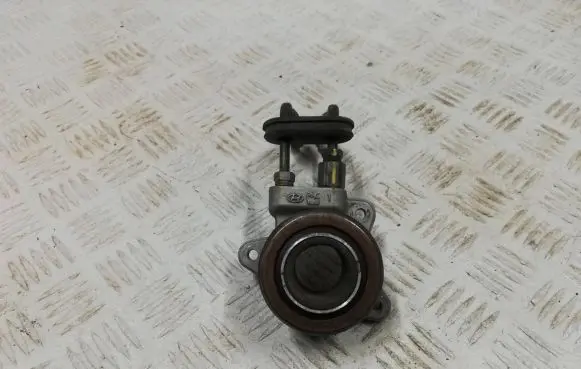KIA Carens III Clutch release bearing slave cylinder 4141724000