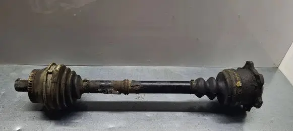 Audi A8 S8 D2 4D Front driveshaft 4D0407272S