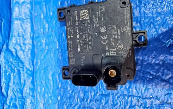 Renault Megane E-Tech Blind spot module 284383153R