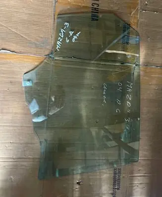 Mazda 3 I Rear door window glass