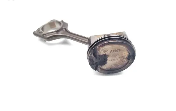 Volkswagen Up Piston with connecting rod CHYA