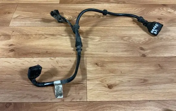 Volkswagen Touareg II Rear ABS sensor wiring 7P0971279D 160552 16032014